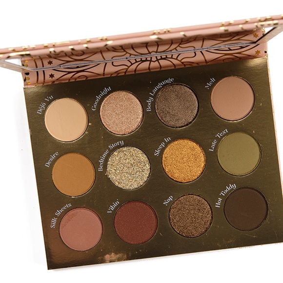 ColourPop "Boudoir Noir" eyeshadow palette - Picture 3 of 11